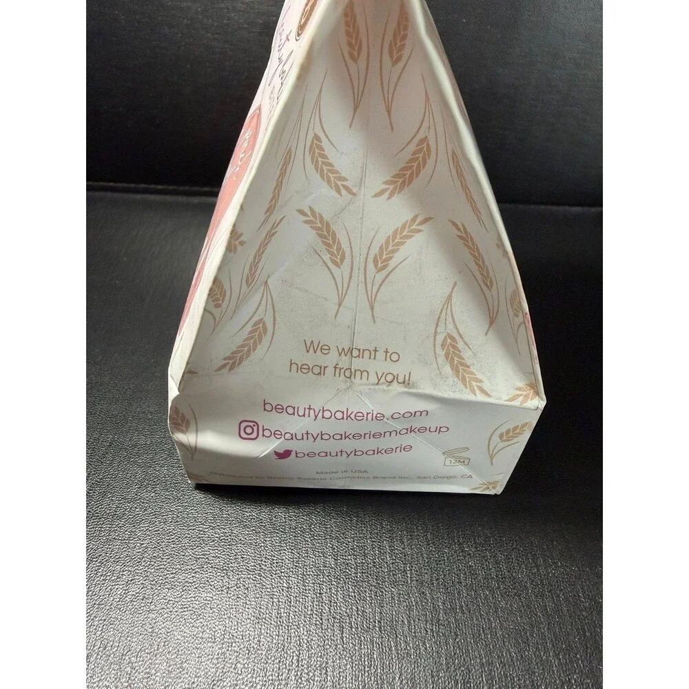 Beauty Bakerie Bite Size Pinch of Flour Setting Powder – Almond (Chestnut)